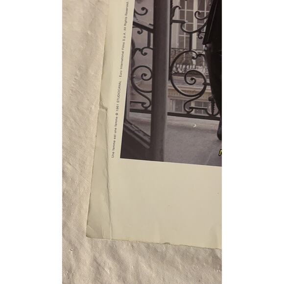 Harper's Bazaar Magazine  - October  2018 - Zoe Kravitz Unretouched - Picture 11 of 15